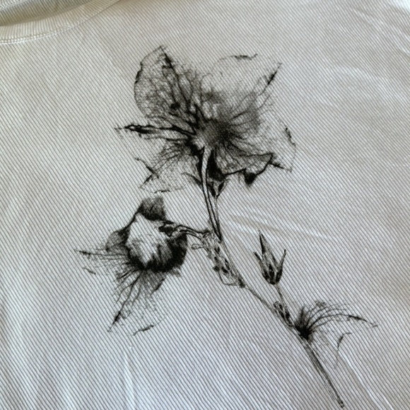Simply Vera Wang Ribbed Vest - Picture 2 of 5